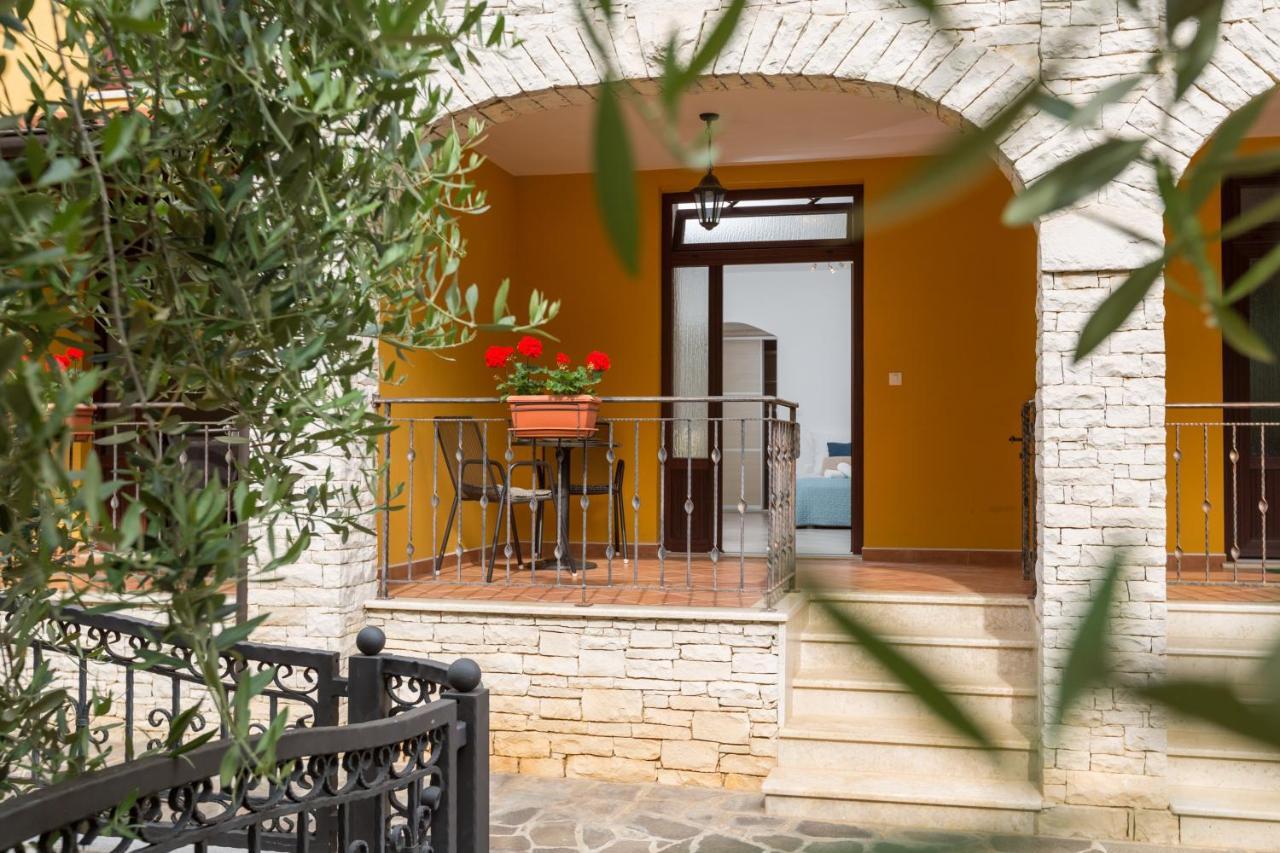 פורץ Studio Apartments Pinia-Marina מראה חיצוני תמונה