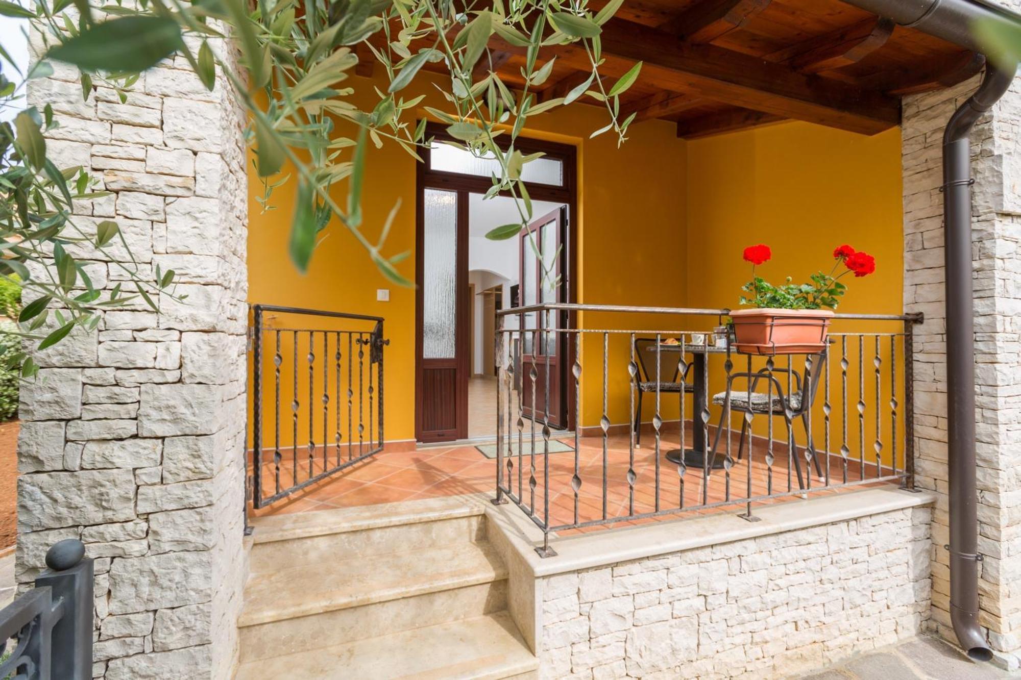 פורץ Studio Apartments Pinia-Marina מראה חיצוני תמונה