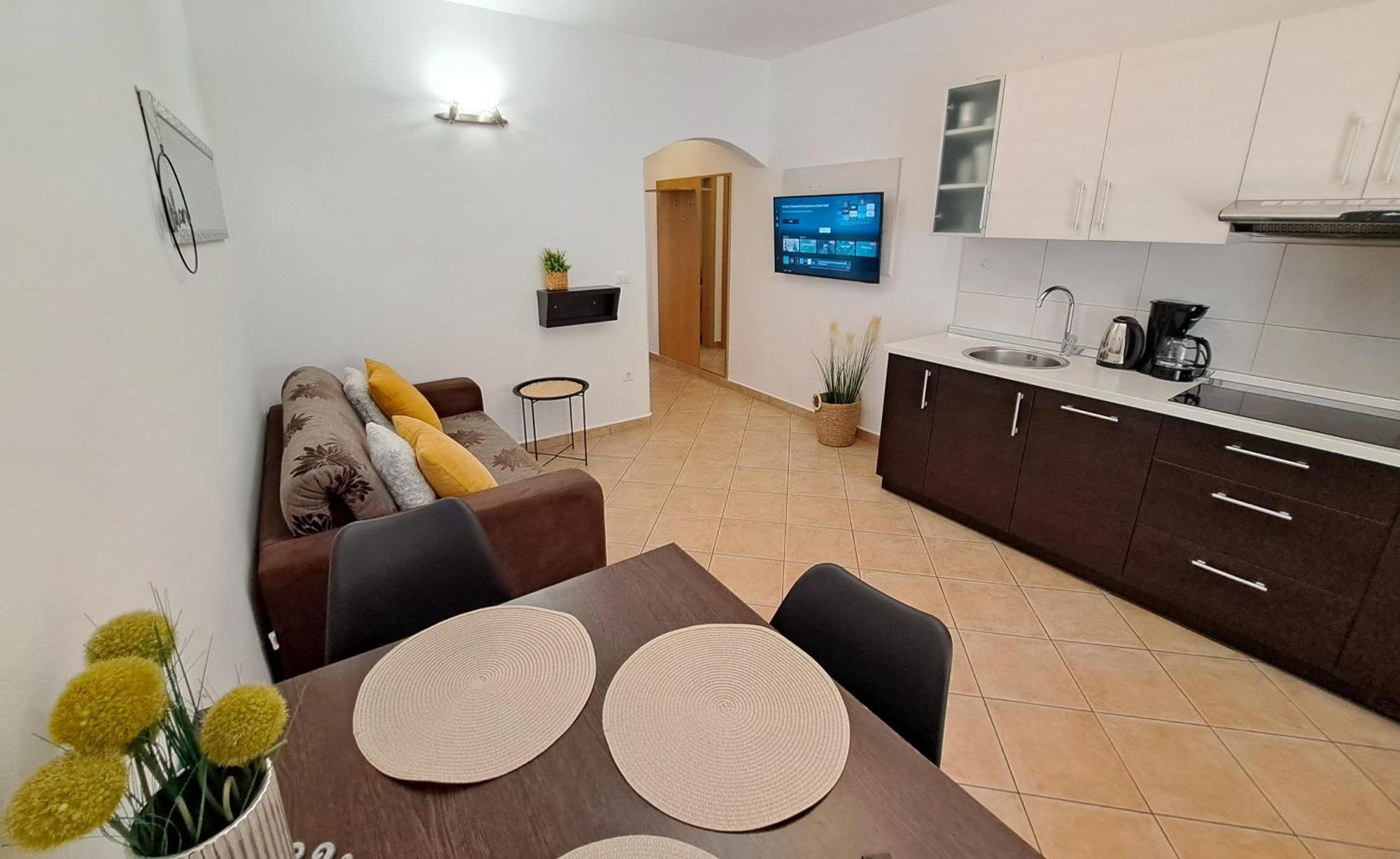 פורץ Studio Apartments Pinia-Marina מראה חיצוני תמונה